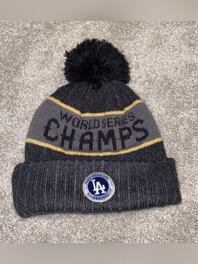 Los Angeles Dodgers New Era 2020 World Series Champions Cuffed Pom Knit Beanie